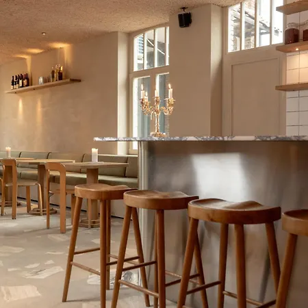 Luxe In Het Posthuis - Nieuwe Stijlvolle Verblijven In Oud-rekem * לאנקן